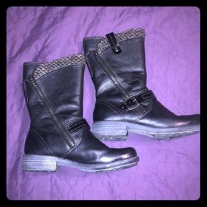 Earth Origins Black Mid-Shaft Boots